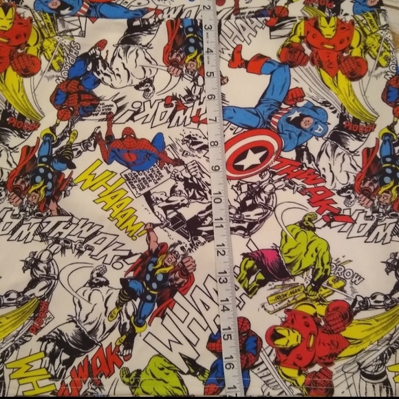BNWT Hot Topic Marvel Con Mini Skirt - Picture 7 of 7